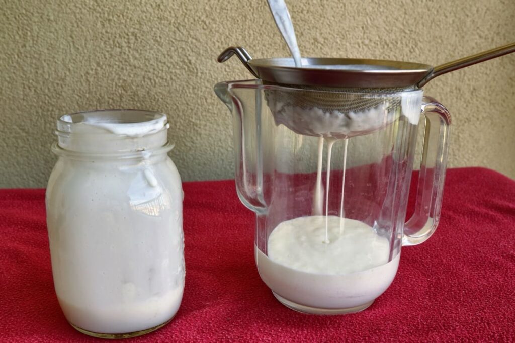 filtrazione del kefir di latte