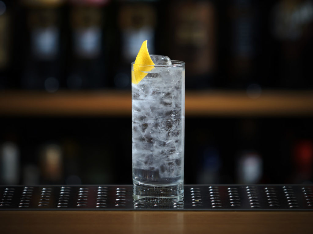 Il Gin Tonic è un long drink a base di Gin e Acqua tonica