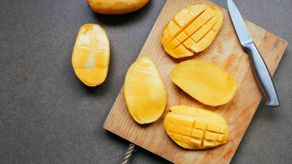 lezione live mango drink fruit
