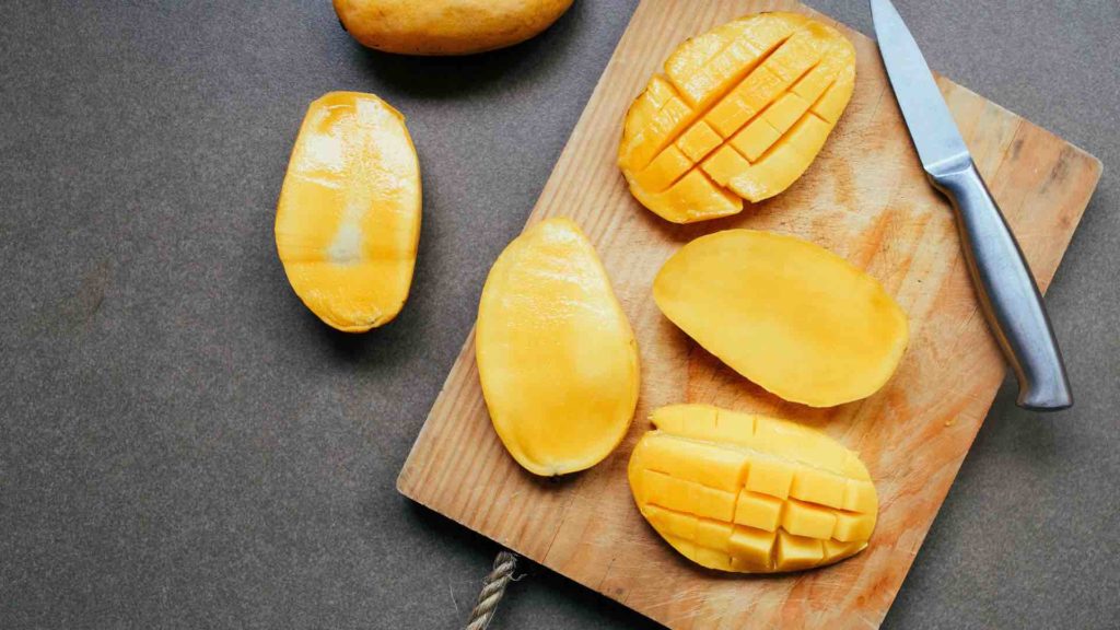 lezione live mango drink fruit