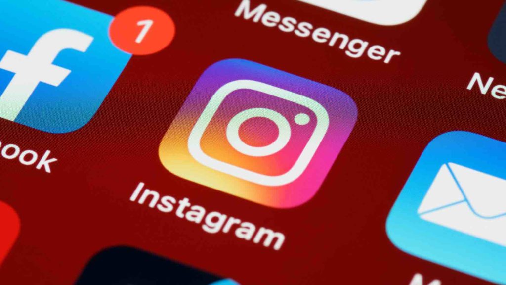 instagram bartender personal brand