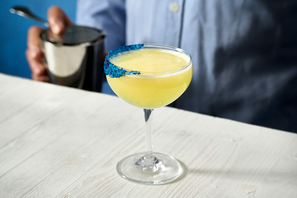 Margarita da Sballo è un cocktail a base tequila, lime e marmellata di Miyagawa e mapo