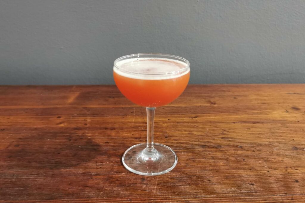 Blanka è un cocktail a base chachaca, twist sul paper plane