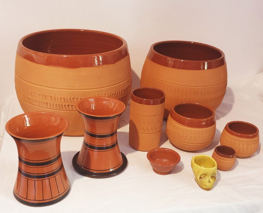 I bicchieri in terracotta di Gianni Zottola