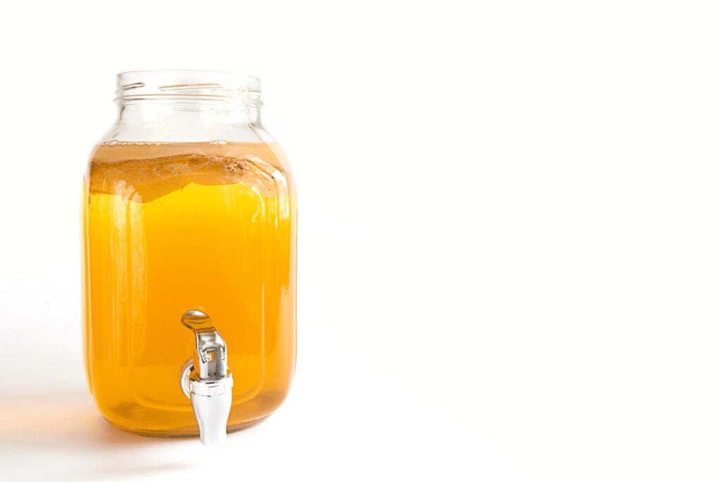 barattolo con rubinetto per fermentare kombucha